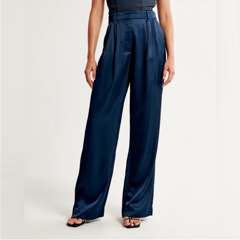 Abercrombie & Fitch Navy Wide-Leg Pants
